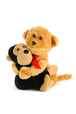 포토 JPG 해외이미지 동물 전통 디자인 계절 행복 어린이 크리스마스 겨울 바지 포옹 휴가 사슴 새로움 선물 사람없음 장식 친구 장난감 갈색 축제 우정 흰색 청바지 축하 인사 12월 연도 심볼 고립 노엘 캡모자 핸드메이드 클라우스 해외202004 해외포토 모자_잡화 기념일 감정 컬러 컨셉 포유류 관계 안기 하의 사람 예절 날짜 파일형식 이미지허브