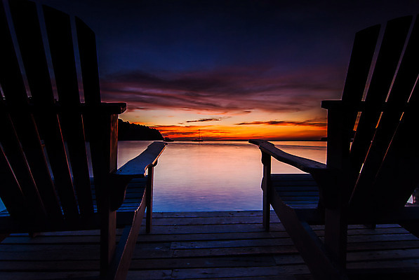 포토 JPG 해외이미지 모래 파도 바다 여행 2 의자 자연 하늘 바람 휴가 휴식 풍경 해변 사람없음 야외 물 여름 태양 일출 일몰 활발 휴게실 파라다이스 수평선 해외202004 해외포토 자연요소 계절 가구 컨셉 날씨 노을 생태계 파일형식 이미지허브