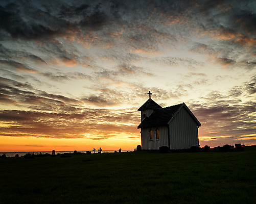 포토 JPG 해외이미지 유럽 십자가 자연 하늘 북유럽 노르웨이 풍경 사람없음 야외 여름 일몰 묘사 스칸디나비아 해외202004 해외포토 계절 나라 노을 생태계 파일형식 이미지허브