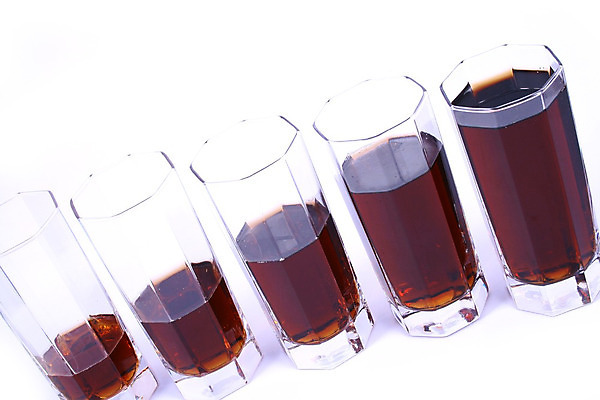 포토 JPG 해외이미지 음료 음식 다이어트 유리 사람없음 컵 얼음 검은색 식사 추위 액체 맛 컨테이너 갈증 속도 상쾌 콜라 부드러움 테이크아웃 칼로리 카페인 해외202004 해외포토 자연요소 식기 감정 산업 컬러 컨셉 재질 건강 감각 탄산음료 파일형식 이미지허브