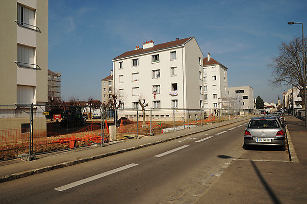 포토 JPG 해외이미지 건축양식 사람없음 건물 프랑스 수리 고립 해외202004 해외포토 건축물 건축 유럽 파일형식 이미지허브