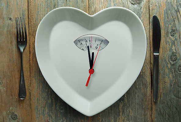 포토 JPG 해외이미지 접시 음식 시계 컨셉 다이어트 건강 관리 저울 사람없음 모니터 기계 욕실 하트 시간 몸무게 1월 계량 디톡스 해외202004 해외포토 모양 식기 컴퓨터 날짜 파일형식 이미지허브