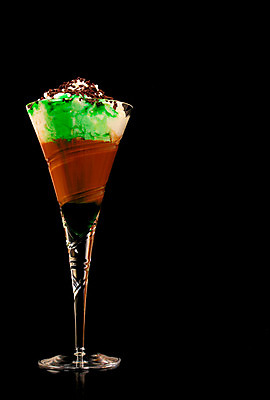 포토 JPG 해외이미지 열매 음료 디저트 건강 사람없음 초콜릿 주스 우유 에너지 신선 혼합 크리스탈 설탕 뿌리기 민트 크림 상쾌 부드러움 요거트 내추럴 떨림 섞기 스무디 칼슘 카피스페이스 해외202004 해외포토 식물 감정 음식 모션 유제품 공백 감각 광석 허브 파일형식 이미지허브