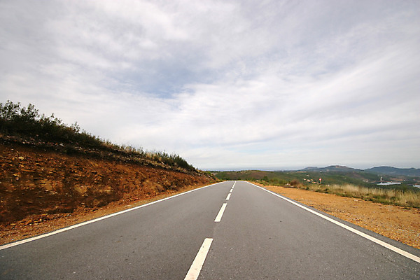 포토 JPG 해외이미지 문화 도로 선 여행 밭 비즈니스 교통시설 자연 하늘 성공 거리 건강 사람없음 빛 태양 일몰 운전 도시 속도 신호 내추럴 방법 해외202004 해외포토 자연요소 길 교통 컨셉 농업 모션 노을 시설 생태계 파일형식 이미지허브