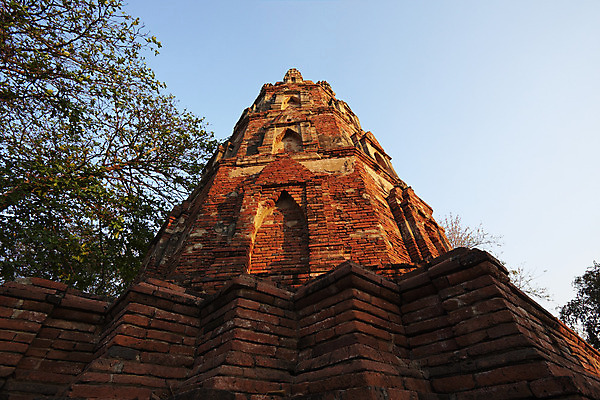 포토 JPG 해외이미지 전통 아시아 종교 문화 여행 불교 건축양식 태국 하늘 휴가 벽돌 동양인 인종 풍경 사람없음 건물 파란색 여행객 탑 궁전 사찰 영혼 역사 재산 폐허 방콕 시력 신성 동쪽 천연기념물 순례자 옛날 스타일 해외202004 해외포토 건축물 건축 나라 컬러 고건축 종교건축 사람 금융 방향 파일형식 이미지허브