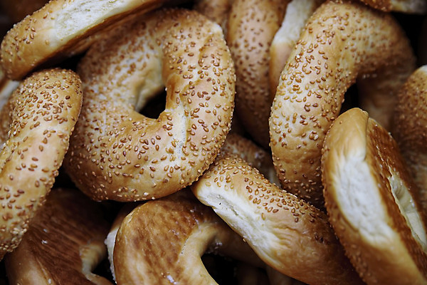 포토 JPG 해외이미지 전통 접시 여자 음식 백그라운드 디저트 부활절 샌드위치 요리 씨앗 사람없음 갈색 케이크 검은색 저녁식사 빵집 햄버거 시골 신선 뜨거움 달콤 아침식사 바게트 정상 낟알 설탕 굽기 먹기 속도 롤 토스트 깨 덩어리 내추럴 점심식사 번 시나몬 제빵사 페스츄리 해외202004 해외포토 식물 직업 식기 기념일 빵 컬러 식재료 모션 패스트푸드 사람 상점 식사 조미료 맛 구이 파일형식 이미지허브