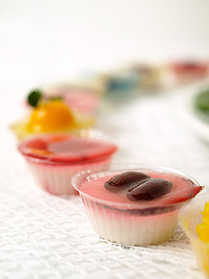 포토 JPG 해외이미지 디자인 꽃 아시아 음식 백그라운드 과일 태국 디저트 콩 건강 요리 미술 동양인 사람없음 장식 초록색 컬러풀 흰색 신선 달콤 맛 설탕 먹기 부드러움 코코넛 젤리 핸드메이드 스타일 해외202004 해외포토 식물 나라 컬러 컨셉 모션 문화예술 곡류 인종 감각 파일형식 이미지허브