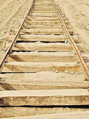 포토 JPG 해외이미지 산업 길 여행 이동 컨셉 난간 교통시설 모션 추상 사람없음 야외 금속 산책로 기차 수확 시골 도시 방향 철 복고 종료 구식 그런지 방법 선로 옛날 철강 해외202004 해외포토 육상교통 교통 무늬 농업 재질 대중교통 시설 파일형식 이미지허브