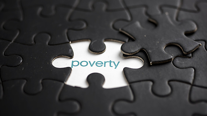 포토 JPG 해외이미지 손 유럽 아시아 어린이 음식 백그라운드 컨셉 돈 아프리카 사람 사람없음 금지 흰색 먹이 가난 기아 배고픔 주기 옛날 헬프 해외202004 해외포토 나라 컬러 모션 신체부위 도움 재산 사회이슈 파일형식 이미지허브