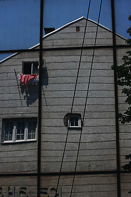 포토 JPG 해외이미지 디자인 여행 건축양식 창문 유리 사람없음 야외 건물 파란색 반사 거울 도시 옛날 해외202004 해외포토 건축물 건축 컬러 재질 파일형식 이미지허브