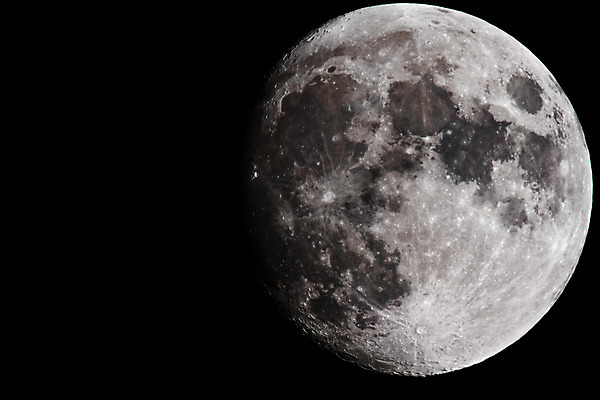 포토 JPG 해외이미지 사람없음 야외 회색 보름달 달 야간 해외202004 해외포토 자연요소 컬러 파일형식 이미지허브