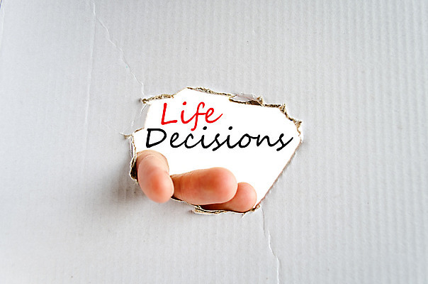 포토 JPG 해외이미지 직업 라이프스타일 도로 길 컨셉 텍스트 가족 사람 사람없음 변화 선택 교차로 흔적 기회 만들기 필기체 해외202004 해외포토 문자 관계 교통시설 모션 생활 파일형식 이미지허브