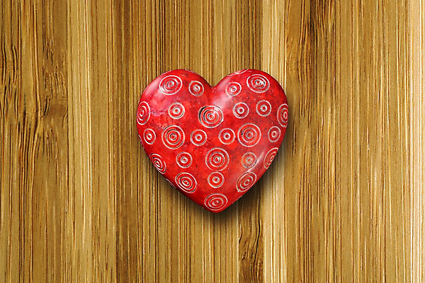 포토 JPG 해외이미지 모양 디자인 백그라운드 발렌타인데이 그림자 사랑 사람없음 목재 장식 가로 빨간색 하트 화려 고민 옛날 해외202004 해외포토 나무 감정 컬러 컨셉 재료 데이이벤트 파일형식 이미지허브