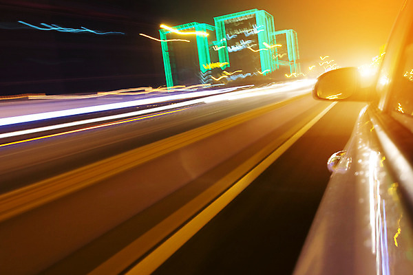 포토 JPG 해외이미지 아시아 도로 길 여행 이동 곡선 건축양식 교통시설 모션 자동차 거리 사람없음 건물 빛 도시풍경 중국 어둠 운전 레이싱 도시 고속도로 도심 야간 저녁 소프트포커스 아스팔트 속도 역동적 네온 장면 베이징 타운 방법 블러 자동 해외202004 해외포토 자연요소 건축물 건축 나라 선 육상교통 교통 컨셉 촬영기법 풍경 시합 시설 파일형식 이미지허브