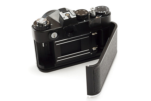 포토 JPG 해외이미지 직업 백그라운드 신체 유리 그림자 사람없음 카메라 검은색 사진촬영 어둠 장비 흰색 사진사 오브젝트 그림 찬성 셔터 고립 옛날 현실 해외202004 해외포토 컬러 재질 전자제품 촬영 작가 파일형식 이미지허브