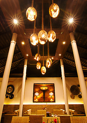 포토 JPG 해외이미지 디자인 가구 의자 창문 탁자 부동산 아파트 주택 실내 사람없음 내부 목재 빛 갈색 문 우주 주방 식당 검은색 식사 방 가전제품 램프 도시 커튼 재산 고급 우아함 맨션 점화 스타일 현실 안락 해외202004 해외포토 나무 컬러 생활용품 컨셉 재료 조명 건물 금융 상점 파일형식 이미지허브