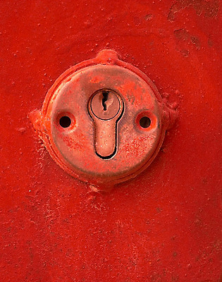 포토 JPG 해외이미지 디자인 열쇠 자물쇠 미술 경비 안전 사람없음 빨간색 문 금속 오픈 암호 비밀 사인 복고 잠금 열쇠구멍 삽입 옛날 해외202004 해외포토 컬러 컨셉 재질 문화예술 보호 보안 파일형식 이미지허브