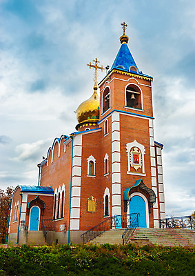 포토 JPG 해외이미지 구름 아이콘 종교 십자가 건축양식 창문 하늘 전등 사람없음 파란색 교회 사찰 아치 해외202004 해외포토 자연요소 건축 컬러 종교건축 조명 건물 파일형식 이미지허브