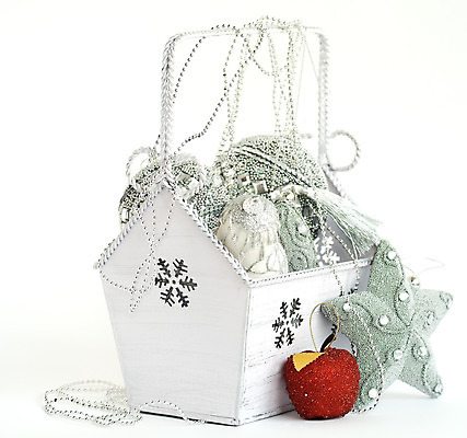 포토 JPG 해외이미지 모양 전통 문화 백그라운드 크리스마스장식 크리스마스 겨울 공 미술 사람없음 장식 빨간색 빛 장난감 활발 종 흰색 축하 눈송이 우아함 12월 오브젝트 빛망울 광 해외202004 해외포토 계절 기념일 컬러 컨셉 문화예술 눈_날씨 날짜 파일형식 이미지허브