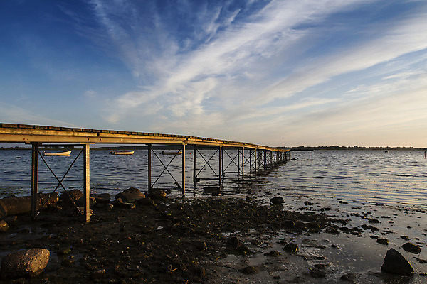 포토 JPG 해외이미지 구름 모래 바다 여행 하늘 덴마크 사람없음 목재 물 수영 일몰 시간 만 고독 방파제 수평선 해외202004 해외포토 자연요소 나무 공공시설 감정 재료 북유럽 노을 수상스포츠 파일형식 이미지허브