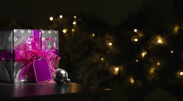 포토 JPG 해외이미지 나무 계절 기념일 리본 종이 크리스마스 휴가 새로움 선물 사람없음 장식 빨간색 초록색 파란색 빛 쇼핑 상자 노란색 파티 축제 놀람 기쁨 덮개 흰색 축하 인사 황금 작음 심볼 오브젝트 활 주기 패키지 고립 해외202004 해외포토 식물 감정 컬러 컨셉 모션 표정 이벤트 뚜껑 예절 크기 파일형식 이미지허브