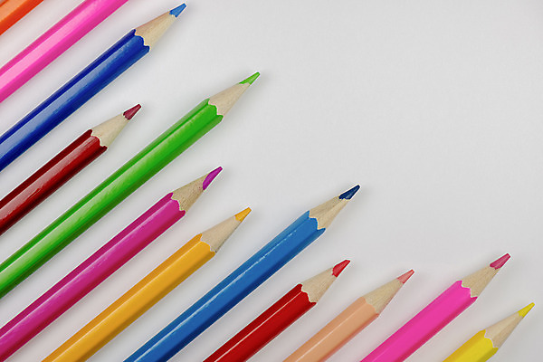 포토 JPG 해외이미지 무지개 표시 사람없음 목재 연필 가루 바인더 삼나무 왁스 핵심 흑연 해외202004 해외포토 자연요소 나무 재료 학용품 필기구 사무용품 광석 파일형식 이미지허브