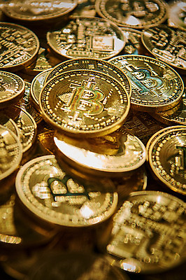 포토 JPG 스튜디오촬영 돈 실내 사람없음 동전 여러개 오브젝트 가상 가상화폐 국내포토 다수 내부 재산 파일형식