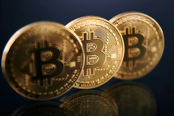 포토 JPG 스튜디오촬영 돈 실내 사람없음 동전 오브젝트 가상 가상화폐 국내포토 내부 재산 파일형식