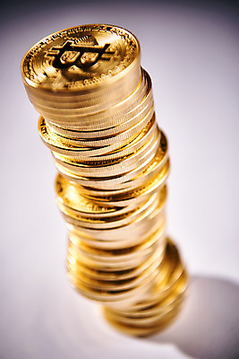 포토 JPG 스튜디오촬영 돈 실내 그림자 사람없음 쌓기 동전 여러개 오브젝트 가상 가상화폐 국내포토 다수 모션 내부 재산 파일형식