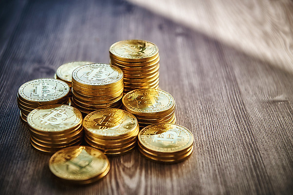 포토 JPG 스튜디오촬영 돈 실내 사람없음 동전 여러개 오브젝트 가상 가상화폐 국내포토 다수 내부 재산 파일형식