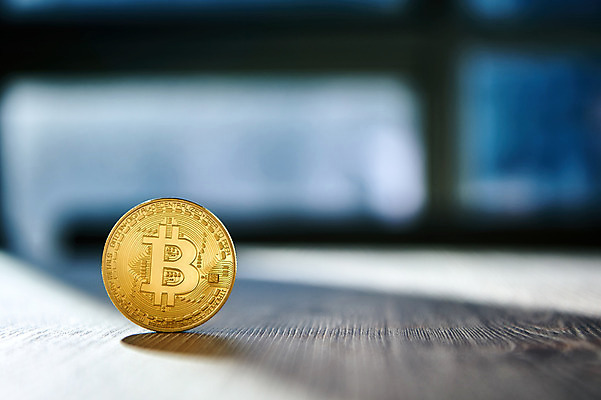 포토 JPG 스튜디오촬영 돈 실내 사람없음 아웃포커스 동전 오브젝트 가상 가상화폐 국내포토 촬영기법 내부 재산 파일형식