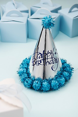 포토 JPG 스튜디오촬영 실내 선물 사람없음 선물상자 고깔모자 생일 오브젝트 국내포토 모자_잡화 기념일 내부 상자 파일형식