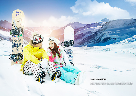PSD 구름 편집 편집이미지 커플 여자 남자 겨울 하늘 겨울스포츠 스키장 산 앉기 20대 두명 마주보기 한국인 눈 스노우보드 보드장비 광고편집 성인만 이미지편집 자연요소 계절 스포츠용품 스포츠 관계 모션 날씨 사람 동양인 청년 보드_스포츠 파일형식