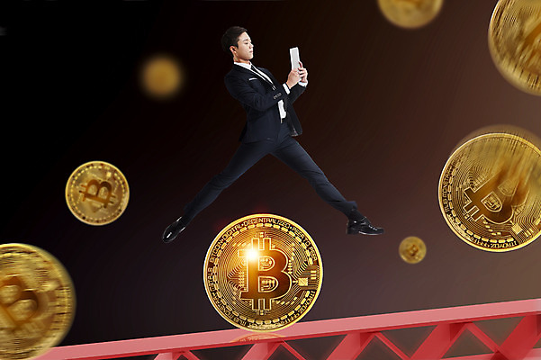 JPG 전신 편집이미지 응시 남자 돈 한명 들기 20대 성인 옆모습 금융 태블릿 3D 점프 동전 한국인 떨어짐 디지털합성 투자 성인남자한명만 가상화폐 편집3D 1 시선 뷰포인트 컨셉 비즈니스 모션 사람 동양인 청년 경제 전자제품 스마트기기 재산 남자한명만 성인남자만 파일형식