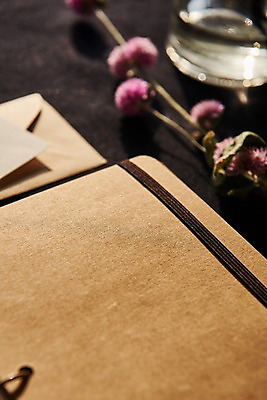 포토 JPG 꽃 종이 프레임 사람없음 아웃포커스 공책 디퓨저 목업 국내포토 식물 문구용품 촬영기법 파일형식