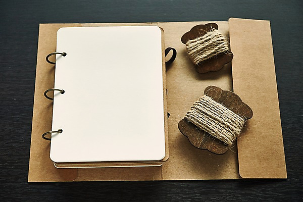 포토 JPG 종이 프레임 사람없음 공책 실타래 노끈 목업 국내포토 줄 문구용품 파일형식