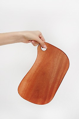 포토 JPG 스튜디오촬영 손 여자 도마 한손 실내 한명 들기 손짓 20대 성인 신체부위 성인여자한명만 국내포토 1 모션 주방용품 사람 청년 내부 여자한명만 성인여자만 파일형식