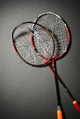 포토 JPG 스튜디오촬영 스포츠 실내 사람없음 운동 손상 배드민턴라켓 배드민턴 끊어짐 국내포토 컨셉 모션 건강 내부 구기 라켓 파일형식