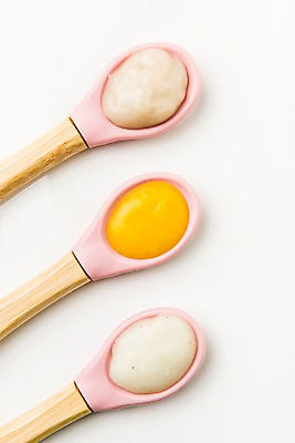 포토 JPG 스튜디오촬영 음식 수저 실내 건강 사람없음 하이앵글 유기농 죽 이유식 미음_음식 국내포토 식기 웰빙 뷰포인트 내부 파일형식