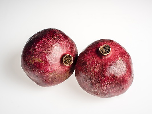 포토 JPG 스튜디오촬영 웰빙 실내 누끼 사람없음 신선 흰배경 유기농 석류 국내포토 백그라운드 과일 내부 흰색 파일형식