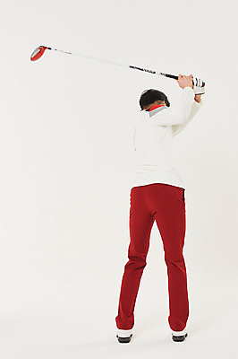 포토 JPG 스튜디오촬영 전신 남자 스포츠 골프 실내 한명 서기 20대 성인 뒷모습 청춘 골프채 한국인 스윙 성인남자한명만 국내포토 1 뷰포인트 포즈 컨셉 모션 골프용품 사람 동양인 청년 내부 구기 남자한명만 성인남자만 파일형식