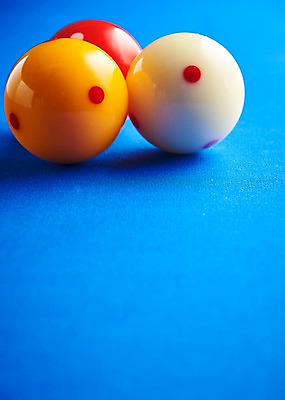 포토 JPG 스포츠용품 스포츠 실내 근접촬영 사람없음 파란색 세개 당구 오브젝트 당구공 당구용품 당구대 당구장 국내포토 뷰포인트 컬러 공 3 내부 구기 파일형식
