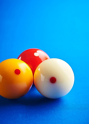 포토 JPG 스포츠용품 스포츠 실내 근접촬영 사람없음 파란색 세개 당구 오브젝트 당구공 당구용품 당구대 당구장 국내포토 뷰포인트 컬러 공 3 내부 구기 파일형식