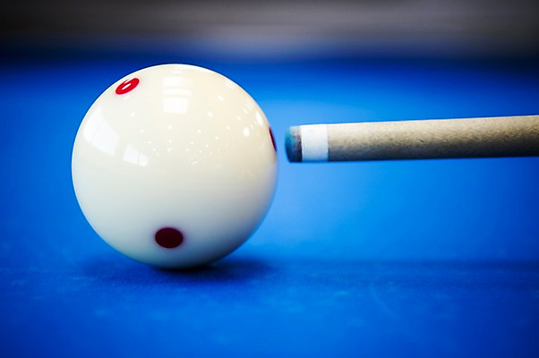 포토 JPG 스포츠용품 스포츠 실내 근접촬영 사람없음 파란색 당구 오브젝트 큐 당구공 당구용품 당구대 당구채 당구장 국내포토 뷰포인트 컬러 공 내부 구기 파일형식
