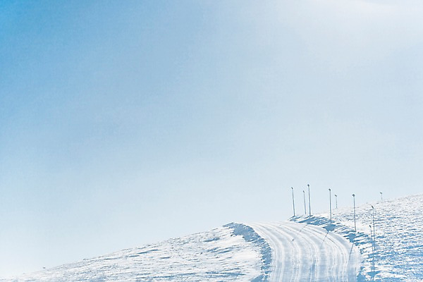 포토 JPG 주간 겨울 하늘 스키장 사람없음 야외 눈 몽골 국내포토 자연요소 계절 아시아 날씨 파일형식