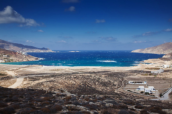 포토 JPG 해외이미지 유럽 모래 바다 섬 여행 백그라운드 자연 하늘 날씨 휴가 파노라마 풍경 사람없음 야외 가로 여름 파란색 빛 햇빛 여행객 침묵 활발 시골 그리스 휴양지 장면 미코노스섬 부족함 해외202004 해외포토 계절 나라 컬러 컨셉 촬영기법 사람 태양 소리 장소 생태계 파일형식 이미지허브