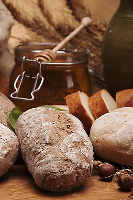 포토 JPG 해외이미지 식물 구름 전통 음식 빵 조각 백그라운드 다이어트 채소 과일 자연 탁자 하늘 아침 치즈 건조 파스타 건강 옥수수 씨앗 사람없음 목재 파란색 빛 갈색 주방 식사 빵집 맛 아침식사 상품 굽기 향수 준비 유기농 심플 밀가루 꿀 덩어리 작살 호밀 귀리 해외202004 해외포토 주간 자연요소 나무 웰빙 컬러 가구 컨셉 재료 유제품 곡류 서양음식 상점 화장품 가루 구이 생태계 파일형식 이미지허브