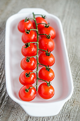 포토 JPG 해외이미지 음식 백그라운드 잎 농업 다이어트 토마토 채소 오렌지 과일 재료 자연 탁자 건강 요리 사람없음 목재 빨간색 초록색 갈색 흰색 나뭇가지 신선 체리 맛 작음 다발 유기농 냅킨 날것 브런치 흙더미 제비 내추럴 강렬 숙성 줄서기 채식주의자 특별함 많음 비건 해외202004 해외포토 나무 식물 웰빙 산업 컬러 가구 컨셉 모션 조류 식사 흙 크기 생태계 채식 파일형식 더미 이미지허브