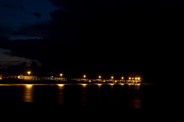 포토 JPG 해외이미지 구름 실루엣 모래 바다 여행 오렌지 자연 하늘 휴가 휴식 따뜻함 건강 사람 풍경 사람없음 야외 목재 빨간색 물 여름 파란색 빛 태양 반사 노란색 일출 항구 침묵 황혼 일몰 봄 흰색 램프 보트 야간 저녁 태평양 이국적 파라다이스 해외202004 해외포토 자연요소 나무 계절 컬러 컨셉 배_교통 과일 재료 교통시설 조명 촬영기법 노을 소리 생태계 파일형식 이미지허브