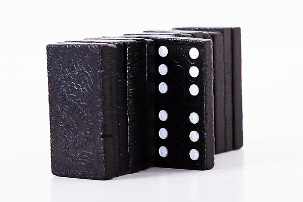 포토 JPG 해외이미지 사람없음 검은색 도미노 해외202004 해외포토 컬러 파일형식 이미지허브